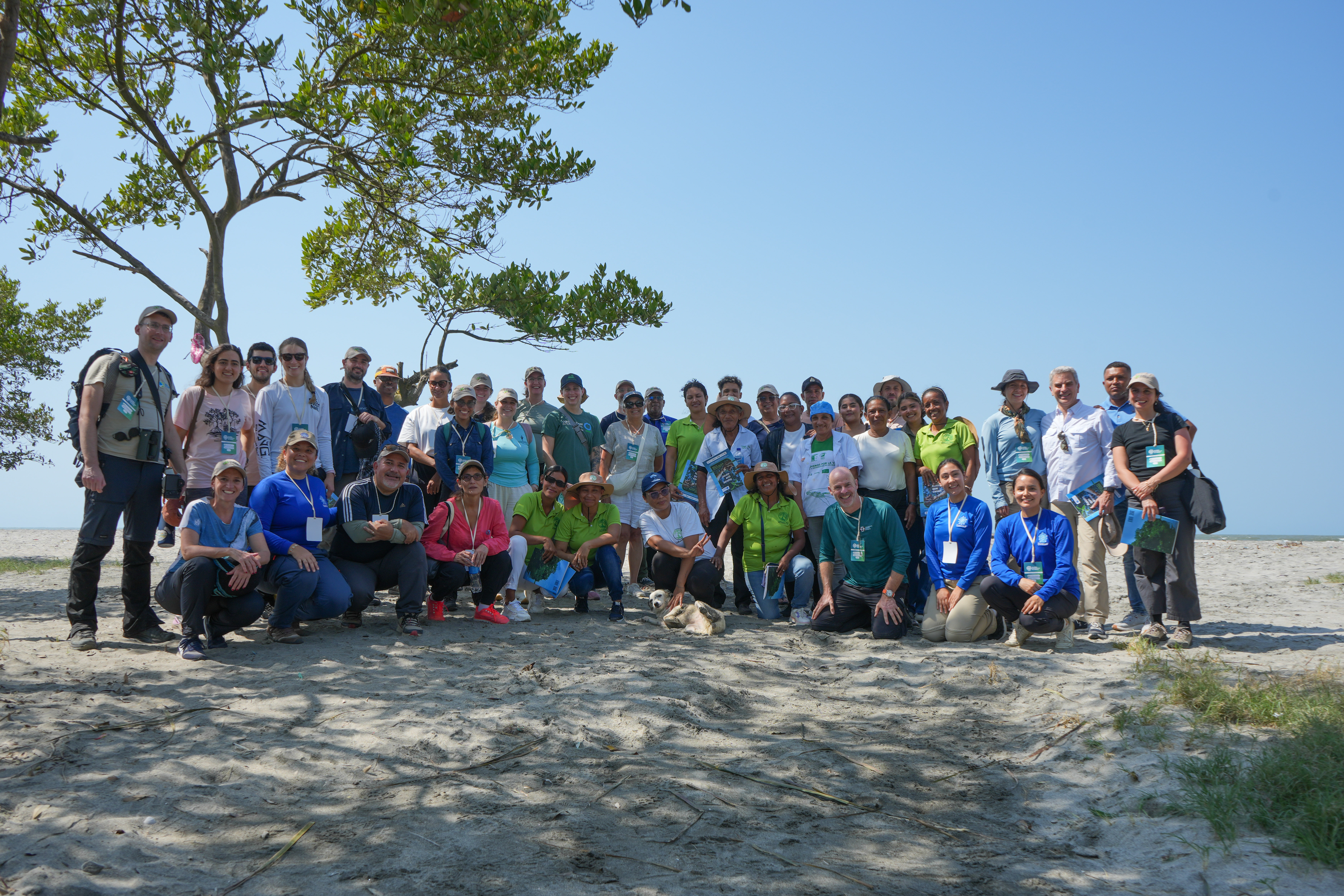Del 2 al 6 de marzo, INVEMAR fue anfitrión de la Reunión Estratégica y de Vías de Colaboración de la Alianza Global de Manglares —GMA, un encuentro internacional que reunió a líderes, científicos y representantes de organizaciones de distintos países para definir prioridades y fortalecer la cooperación global en la conservación y restauración de manglares. 
